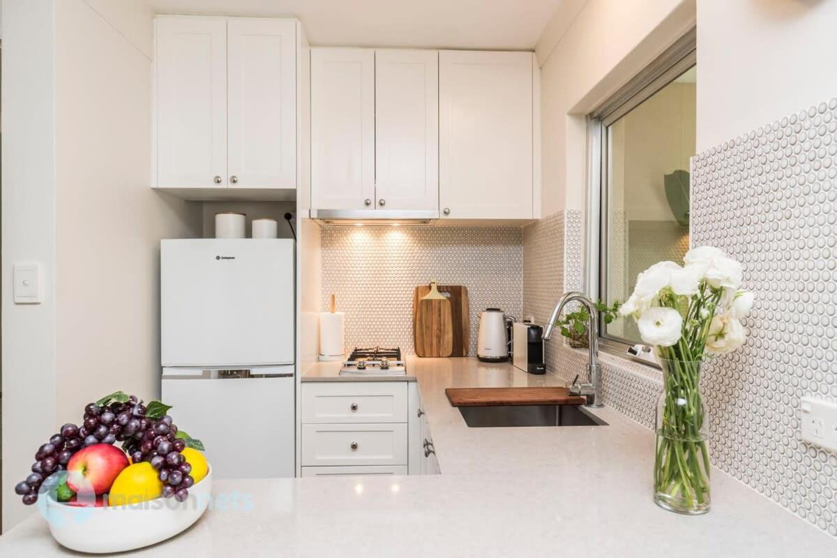 1 Bdrm Manly Beachside Apt With Parking Sydney Exteriör bild