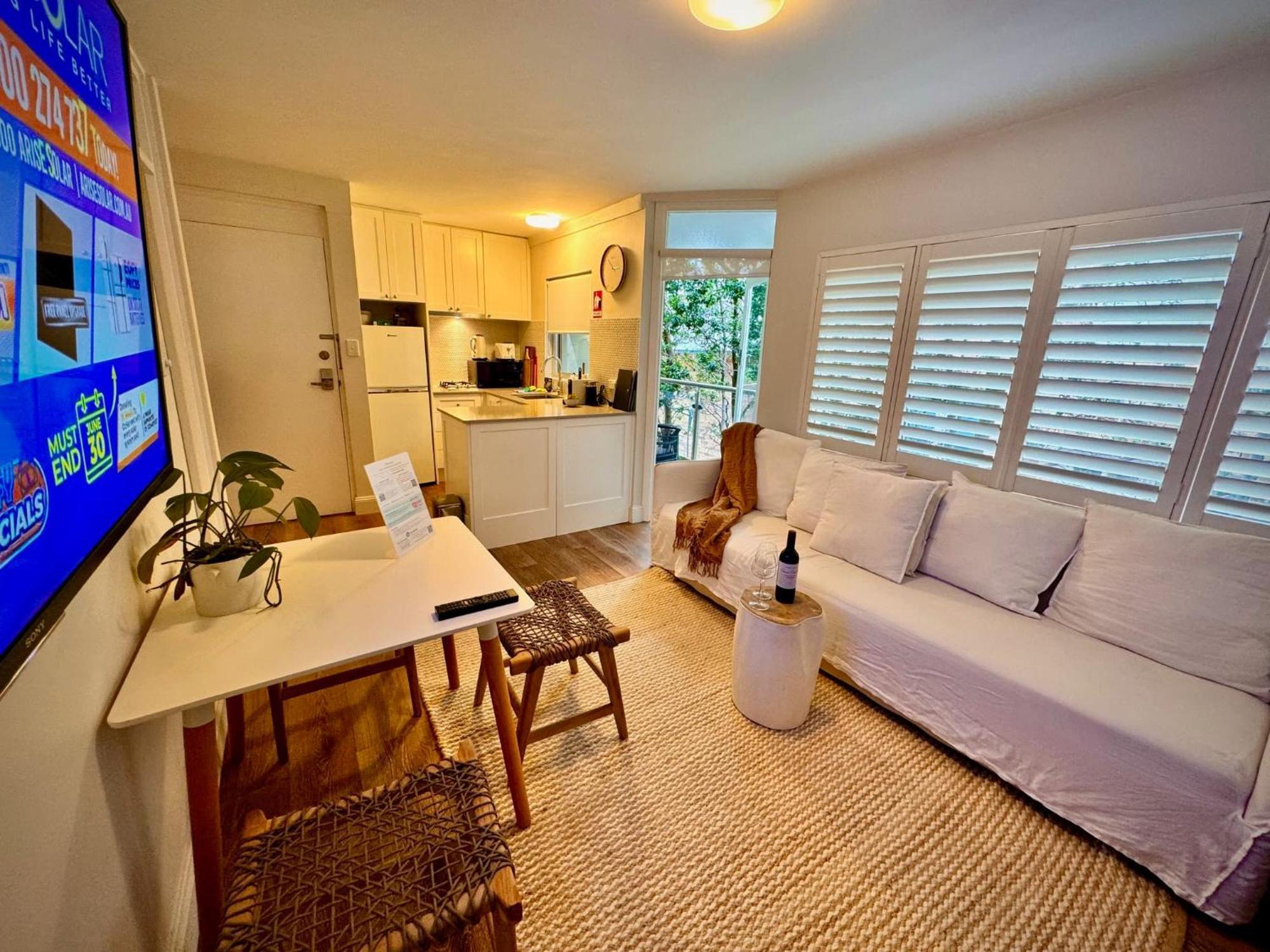 1 Bdrm Manly Beachside Apt With Parking Sydney Exteriör bild